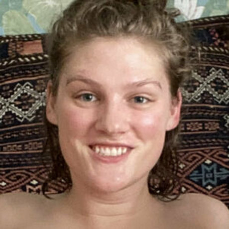 Naken lekkede OnlyFans-bilde av Somelittlecrumbs