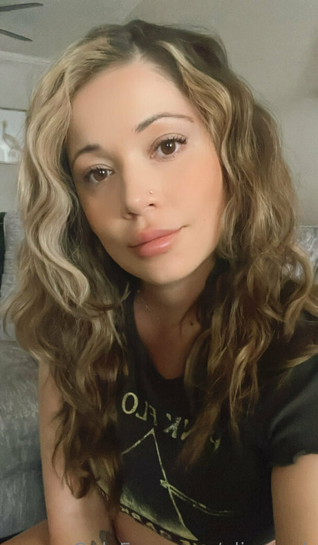 Alirosepb naked leaks OnlyFans pic