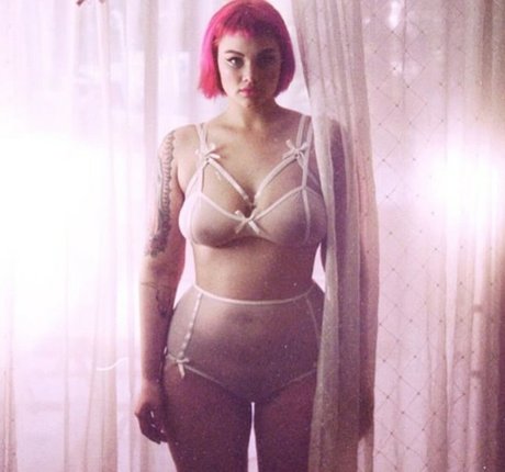 Nacktes geleaktes OnlyFans-Foto von Isabelhendrix