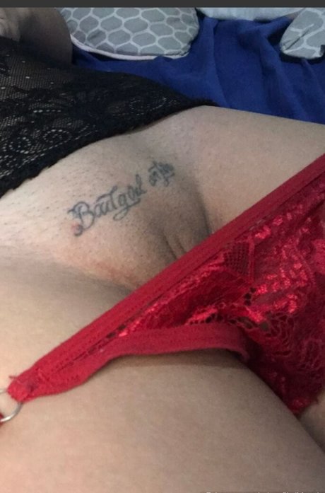 Naken läckt OnlyFans-bild av Malu Mendes