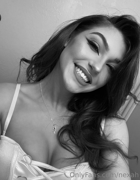 Nahá fotka uniklých OnlyFans od Nexah