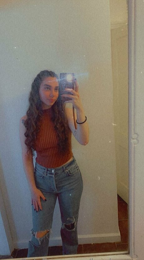 Nacktes geleaktes OnlyFans-Foto von Bayleeann