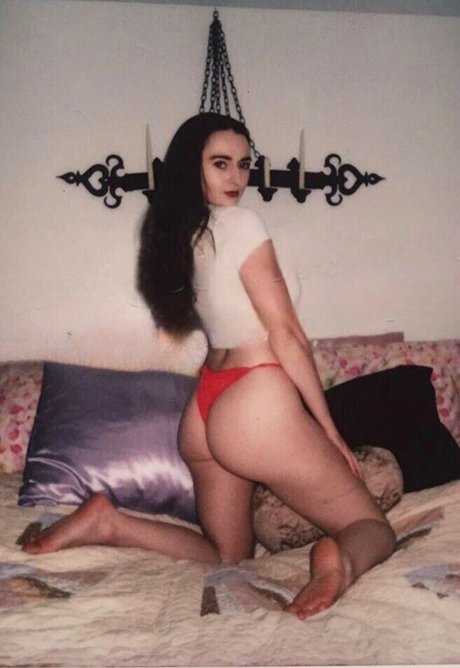 Naken lekkede OnlyFans-bilde av Jessie St Claire