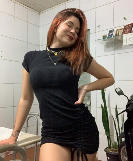 Обнаженная фотография утечки OnlyFans от Karol Oliveira