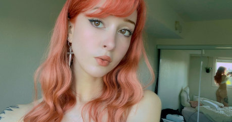 Foto di nudo di fuga di OnlyFans di Kokirae