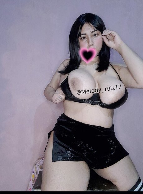 Nahá fotka uniklých OnlyFans od Melodyruiz17