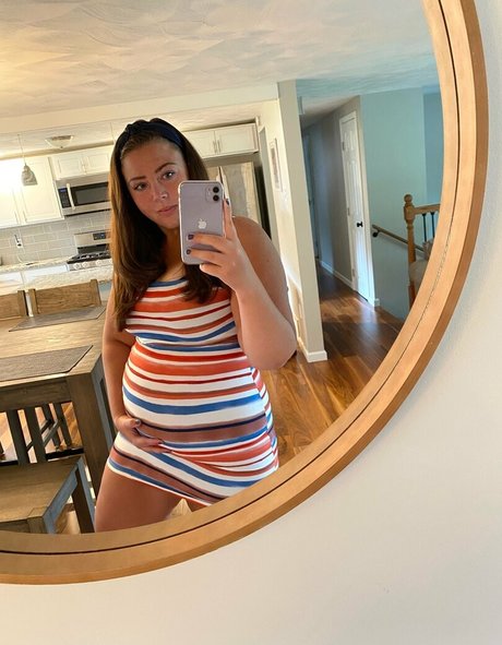 Alasti lekkinud OnlyFans-i pilt Bbwpeachypop