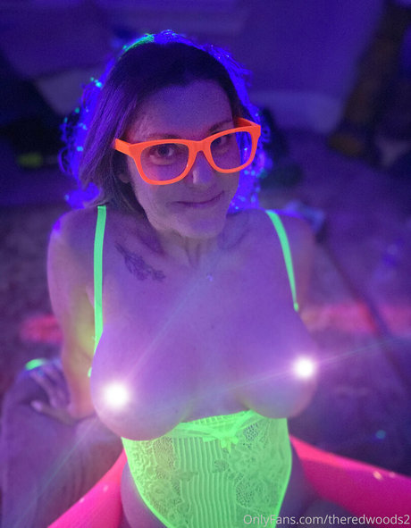 Naken lekkede OnlyFans-bilde av Mrsredwood