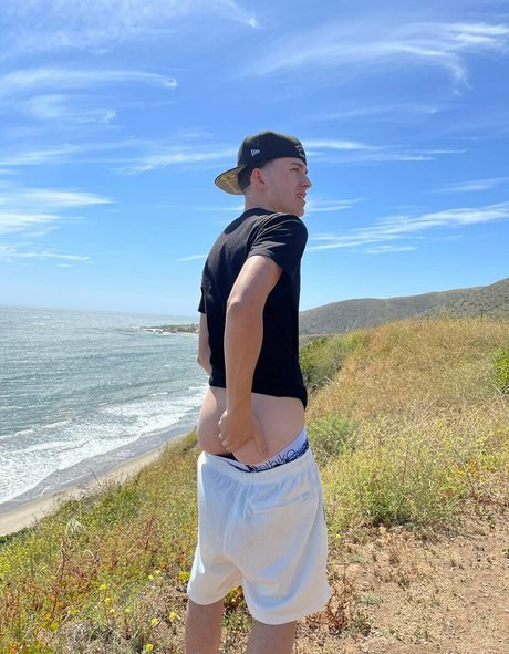 Naken lekkede OnlyFans-bilde av Camprivate