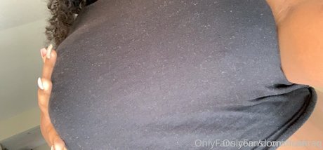 Nahá fotka uniklých OnlyFans od Screwraq