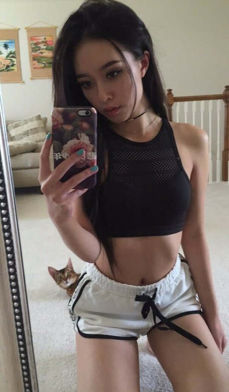 Alasti lekkinud OnlyFans-i pilt Basedlilv