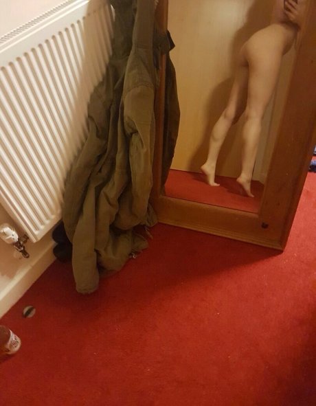 Naken lekkede OnlyFans-bilde av Fucktoyfelicia