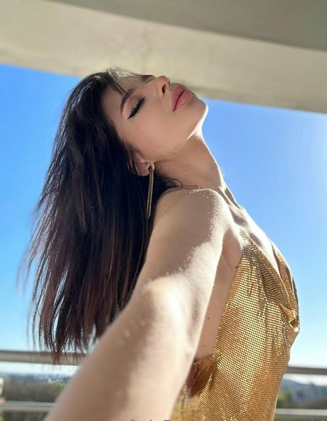 Foto di nudo di fuga di OnlyFans di Selenagirl