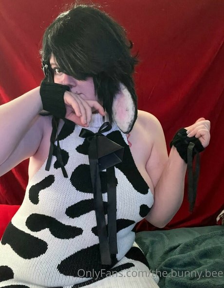 Naakte gelekte OnlyFans-foto van Thebunnybee