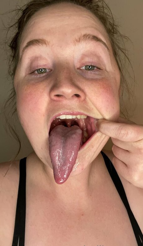 Nacktes geleaktes OnlyFans-Foto von Toxicallietongue