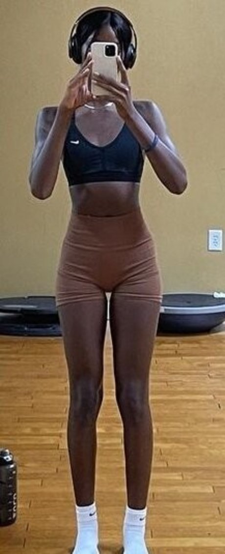 Nahá fotka uniklých OnlyFans od Luhmulaa