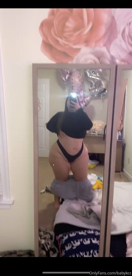 Nahá fotka uniklých OnlyFans od Babykcc