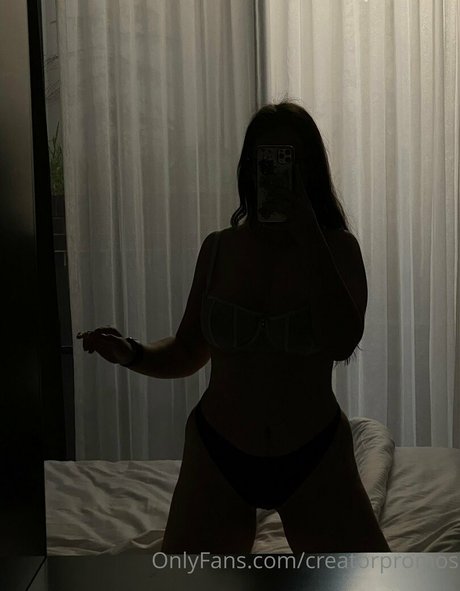 Naken läckt OnlyFans-bild av Rebeccafree