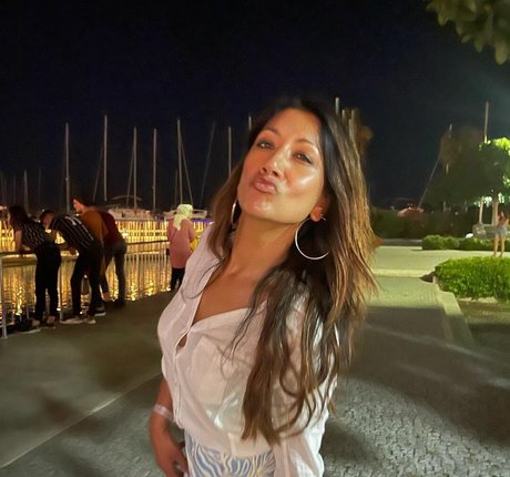 Reshmin Chowdhury naked leaks OnlyFans pic