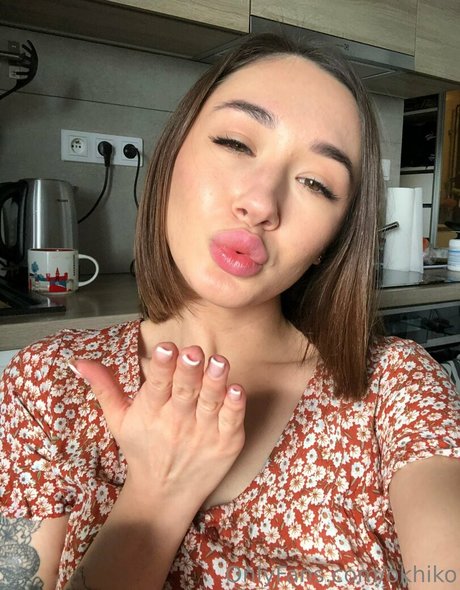 Okhik0 OnlyFansリークヌード写真