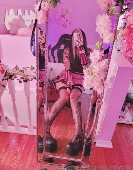 Sugarybunnyfree OnlyFans泄露裸照
