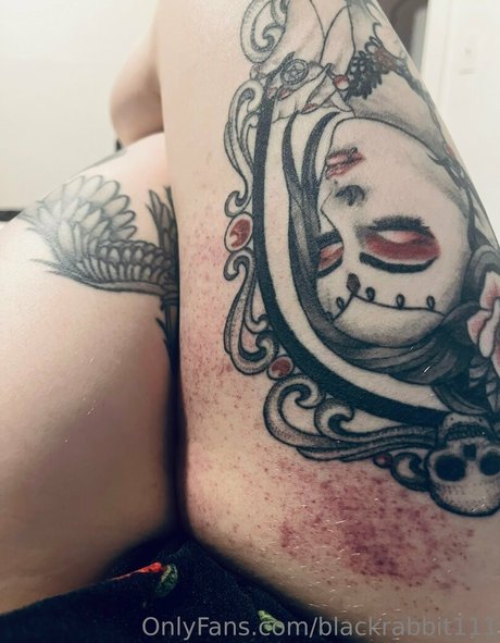 Naken läckt OnlyFans-bild av Witchydancer11
