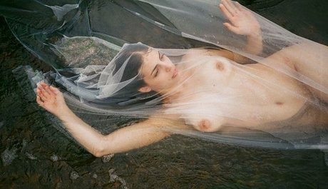 Naken lekkede OnlyFans-bilde av Madmoon