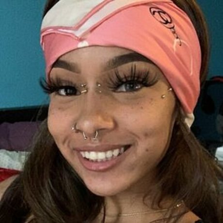 Foto desnuda filtrada de OnlyFans de Kaashkare3