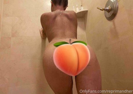 Naken lekkede OnlyFans-bilde av Xxreprimandher