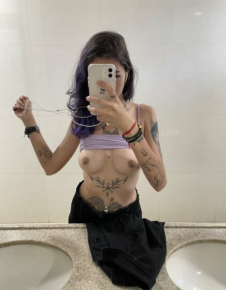 Nacktes geleaktes OnlyFans-Foto von Submissax