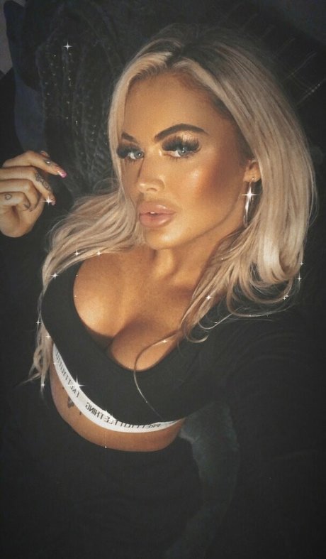 Nacktes geleaktes OnlyFans-Foto von Yourfavgirlxox