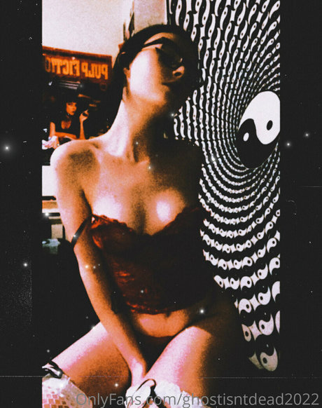 Foto di nudo di fuga di OnlyFans di Ghostisntdead2022