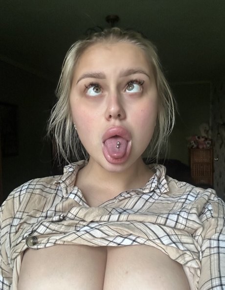 Naken lekkede OnlyFans-bilde av Alknwt