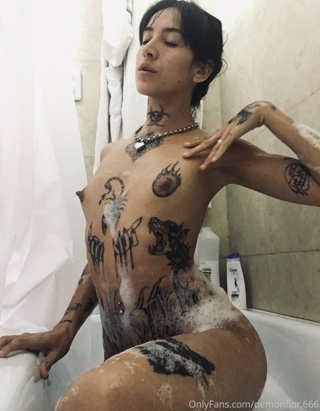 OnlyFans-model Demonflor666