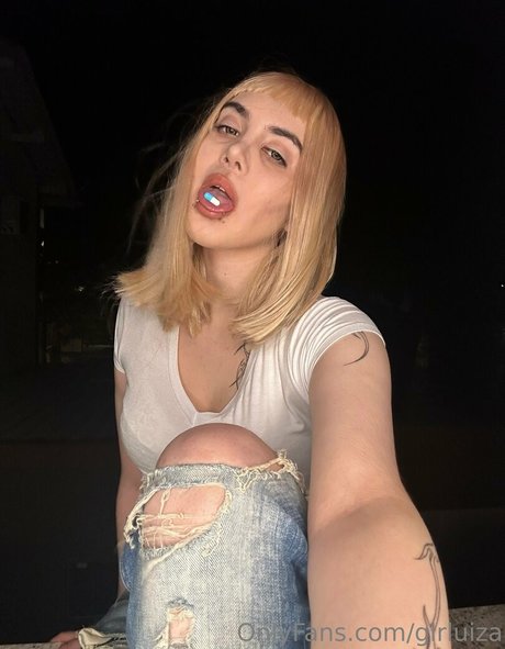 Naken läckt OnlyFans-bild av Glrluiza