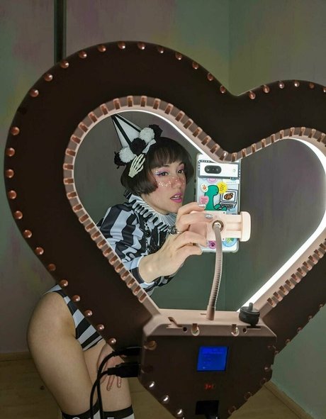 Foto desnuda filtrada de OnlyFans de Madameopossum