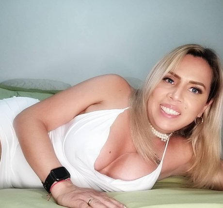 Nahá fotka uniklých OnlyFans od Gevana Ocadiz