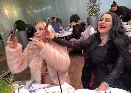 OnlyFans-model Avaausten