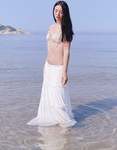 Foto di nudo di fuga di OnlyFans di Connie Glynn