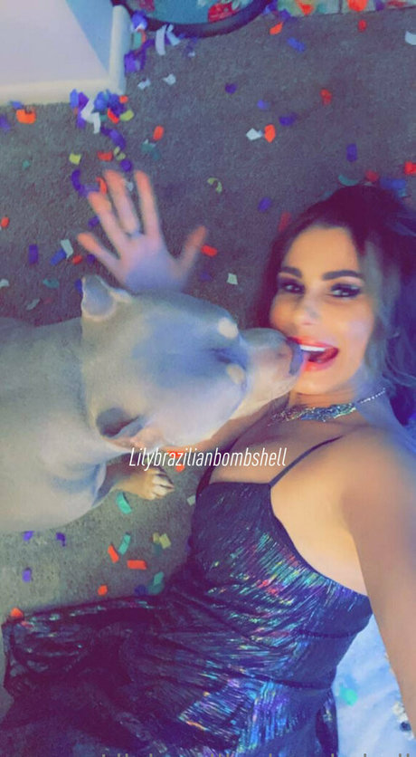 OnlyFans-model Lilybrazilianbombshell