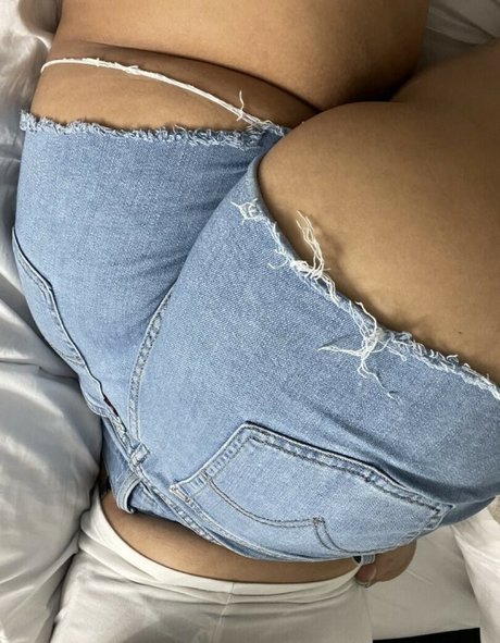 Обнаженная фотография утечки OnlyFans от Hellatwerky