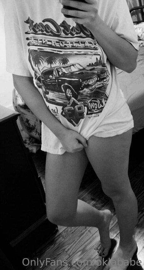 Alasti lekkinud OnlyFans-i pilt Oklababe