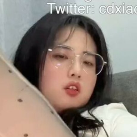 Alasti lekkinud OnlyFans-i pilt Cd Xun