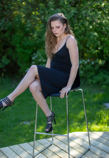 Foto di nudo di fuga di OnlyFans di Katesofiefree