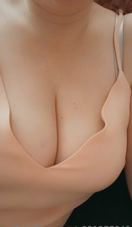 Naken lekkede OnlyFans-bilde av Smilelaughshine