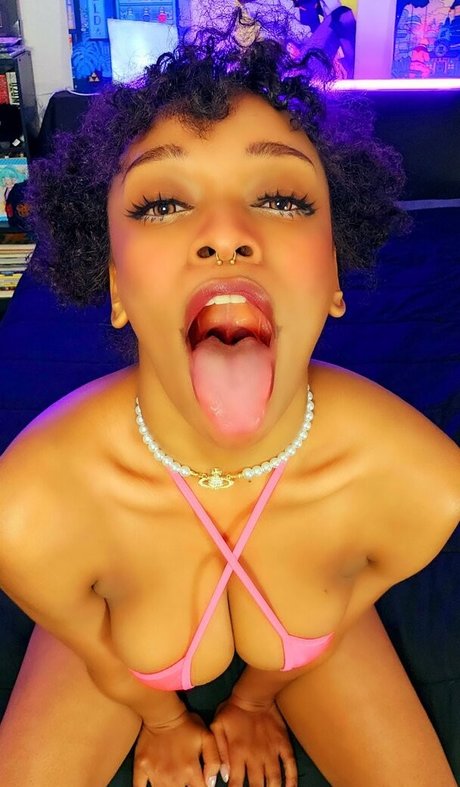 Foto di nudo di fuga di OnlyFans di Milkymagexxx