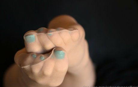 Naakte gelekte OnlyFans-foto van Jadeandersonofficial