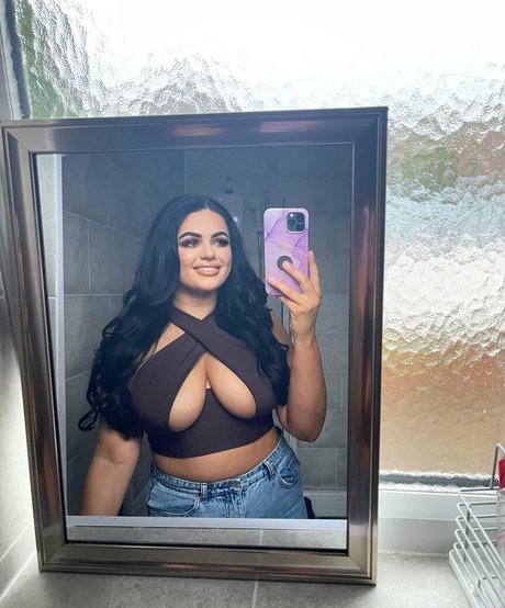 Naken lekkede OnlyFans-bilde av Taylorxoxox