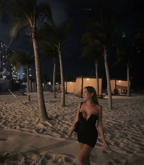 Noa Aoki OnlyFansリークヌード写真