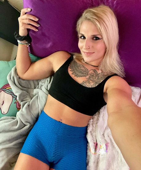 OnlyFans-model Hottrayne